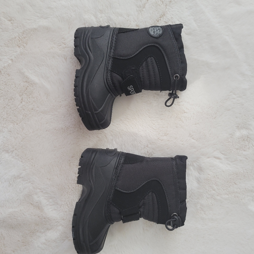 Kids black Sporto snow boots
